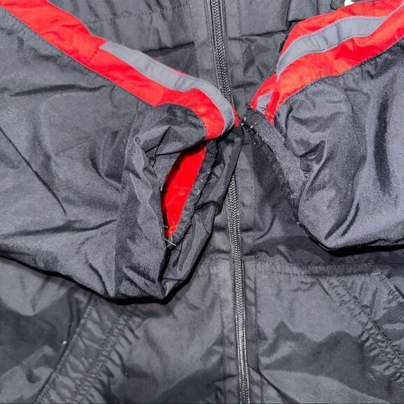 Nike Boys Reversible Jacket - Picture 8 of 8